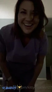 Worldclasskitty - Happy FRI-YAY nakey dance