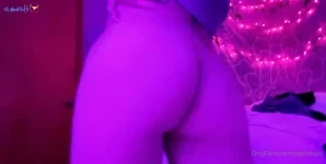 Tspapiichulo - My booty looks good in these panties don t you think