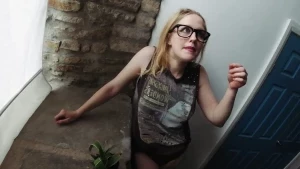Lucymuse - It s lucymuseminutenews happynakedpeople164 ft ellyraine