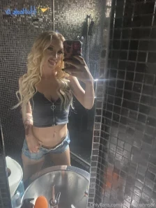 Marilynjohnson - suck on my tits pls