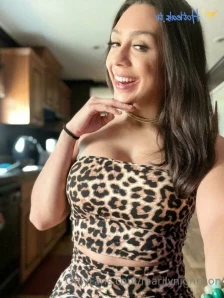 Marilynjohnson - Work be like