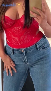 Amberjohal - Curvy hips soft lips