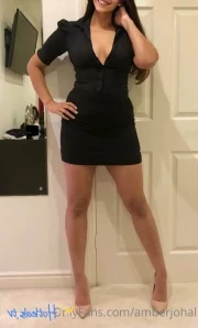 Amberjohal - I m gonna let my ass do the talking