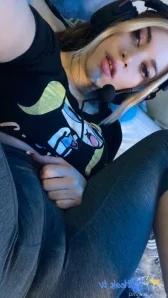 Miagrecox - Do you like my panties