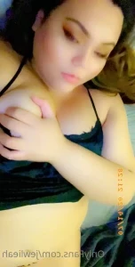 Jewlieah - ready for a baecation