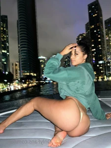 Kikiiib - Sauna time