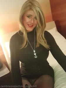 Tsalexisandrews - A little pre-date role playing Sometimes my