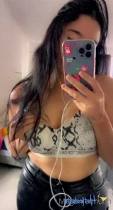 Meganjohnson - CLOSE UP