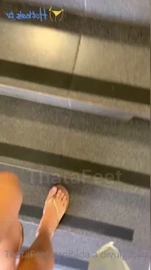 Thatafeet - amo essa sandalia