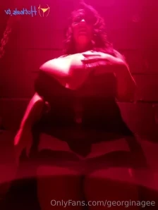 Georginagee - This time my face hot messed up