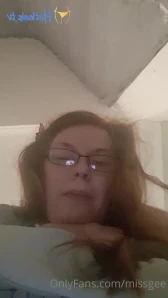 Georginagee - This strapless bra is holding up for dear life