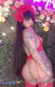 Allisonsamaniego - Llámeme las nalgas en esta posición