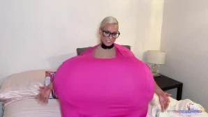 Thebustysasha - New Photoset 2 2 Having fun with balloon and inflating