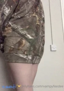 Vampyfeedee - From fitness blogger to fatass