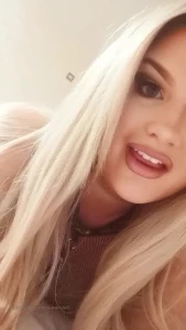 Meancashleigh - Aw cucky i know you hate it but these are your cuckold