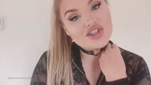 Meancashleigh - You know that I m toying with you And yet you re