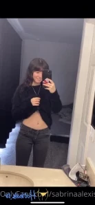 Sabrinaalexis7 - I always turn into a little she wolf during the full