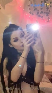 Hickeyxshamer - are there any outfits or videos from me you couldn t