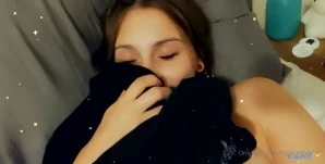 Honeysmoney - Skin like gold nbsp You ll never be able to afford Me