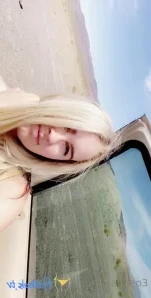 Kay_leo3 - Peekaboo