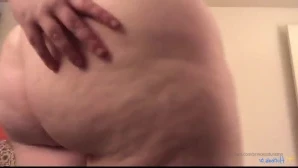 Phattiefawn - Letting my cute lil titties amp not so lil tummy get