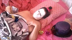 Dr.marilyn.monroe - Dr Marilyn Monroe The Pillow 1 part 1