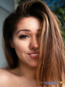 Effiediazx - Grab my big tits and make my nipples swell