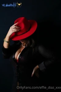 Effiediazx - Are you excited to see my new video set my vagina has