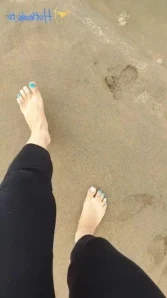 Vegan_footqueen - This should be your POV right now