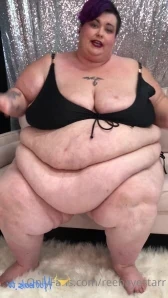 Reenayestarr - My many big fat meals This is how the 500 pound babes