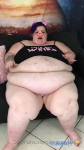 Reenayestarr - Some behind the scene photos of me getting stuffed by