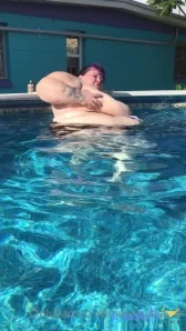 Reenayestarr - Come enjoy the landscape of this huge naked body in