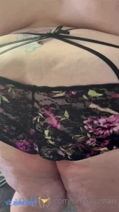 Reenayestarr - Come play with this massive fat belly and thick thigh