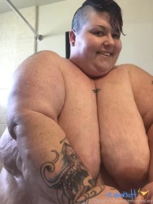 Reenayestarr - Sexy conclusion of my fattest ever photo set Hope you