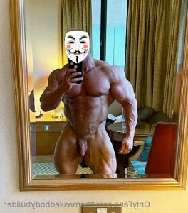 Themaskedbodybuilder - Happy Monday a HUGE cum shot from this angle