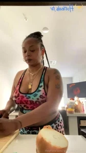 Porshacarreraxxx - Do you like want you see Sexy ass girls eating