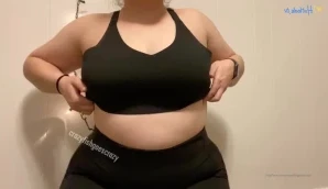 Crazyfishgoescrazy - Freshly waxed and playing with my pussy maybe I