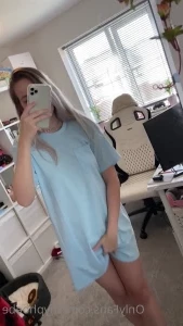 Shyphoebe - Christmas JOI Also I did some mild censoring but if you