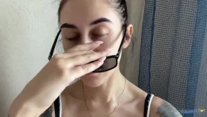 Tanyamodel - I love it when things accentuate your features