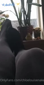 Chloelouisenaked - Feeling Christmassy