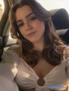 Emiliallure - i love this top perfect for winter and summer