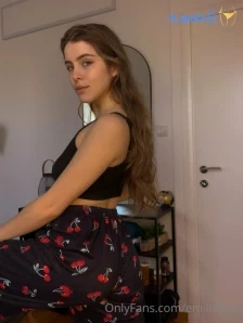Emiliallure - yay it s finally friday here s a little glimpse of me on