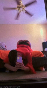 Yourplaybunnyy - just some footage of me being goofy with my feet as