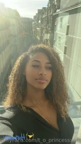 T_o_princessxoxo - classy but will still meeet you in the bathroom amp