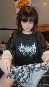 Korvid_snd - wanna listen to guns n roses with me