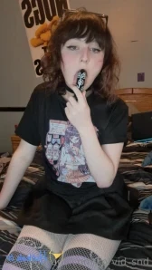 Korvid_snd - if we were friends would you sit on me if i asked