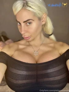 Plasticbarbie2000 - Happy sexy Saturday loves Like my new pic