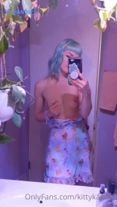 Kittykass22 - I absolutely love making custom videos for you to to cum