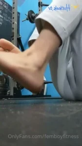 Femboyfitness - Uhh I think my ass is getting even bigger