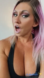 Queenkarma69 - Happy Sunday y all Feelin good today so I decided to